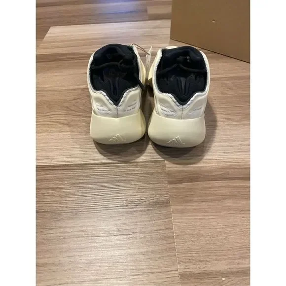 Adidas Yeezy 700 V3 Azael Black Men Size 8 Women size 9.5 FW4980 New - Picture 3 of 10